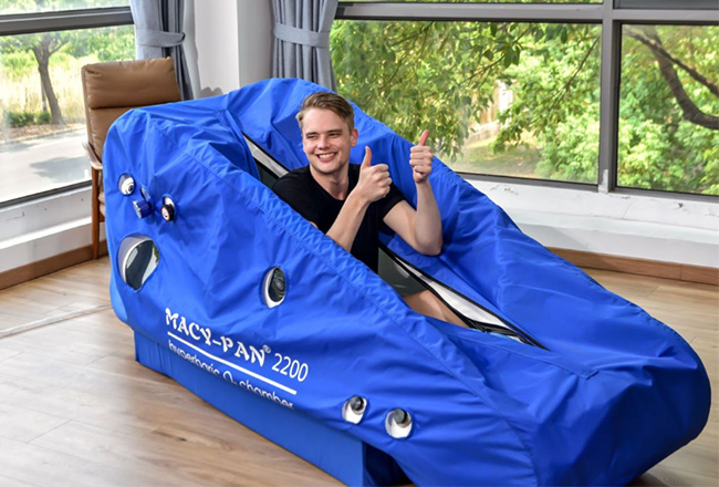 m size st1700 sitting hyperbaric chamber